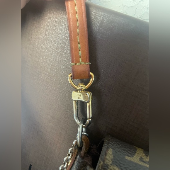 Authentic Louis Vuitton Favorite PM in Monogram good used condition - Picture 5 of 16